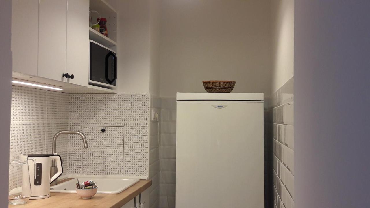 Liliom Apartment With Free Parking Space ブダペスト エクステリア 写真