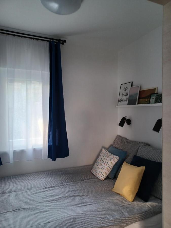 Liliom Apartment With Free Parking Space ブダペスト エクステリア 写真